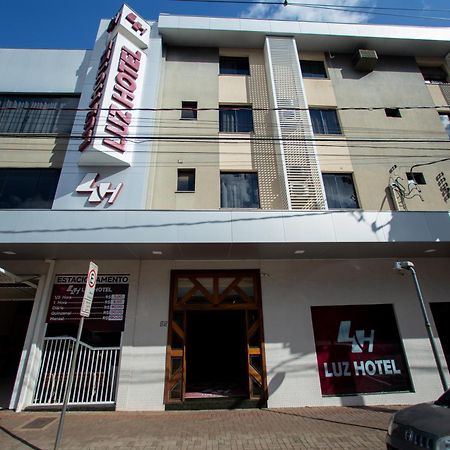 Luz Hotel Pato Branco Bagian luar foto