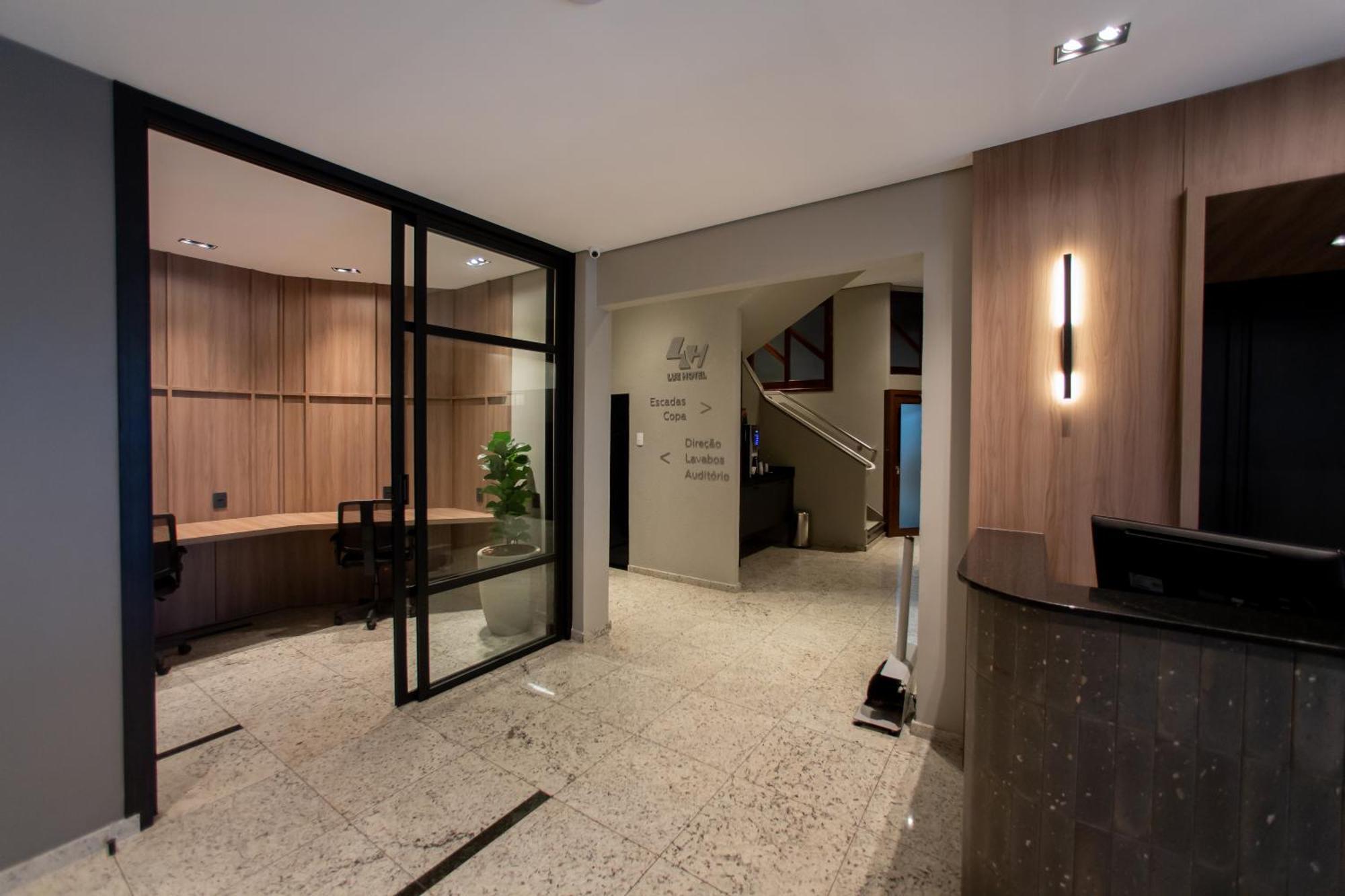 Luz Hotel Pato Branco Bagian luar foto